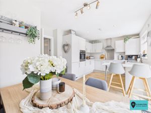 Kitchen/Diner- click for photo gallery